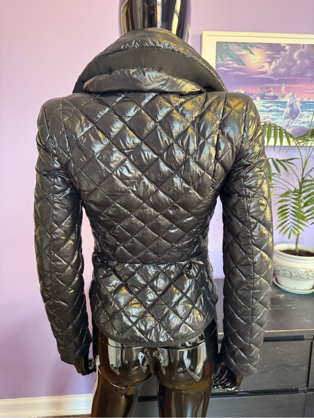 Moncler Black Quilted Diamond-Pattern Puffer Jacket with Gold Zips - Picture 6 of 16